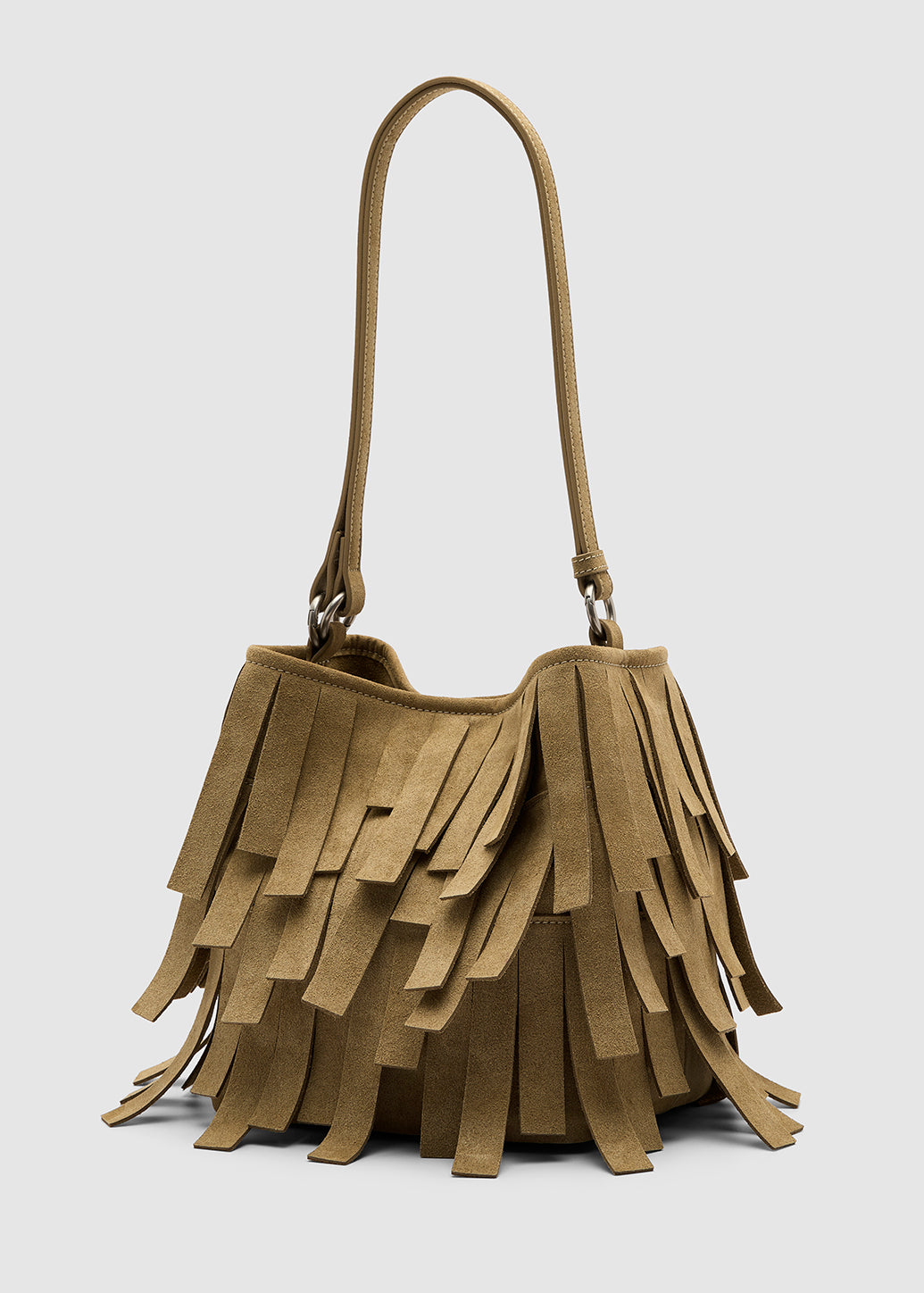 FRINGE BUCKET BAG