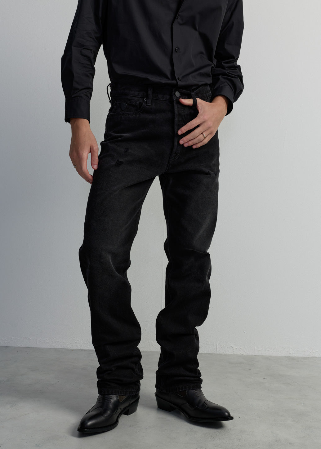 SKINNY BLACK JEANS