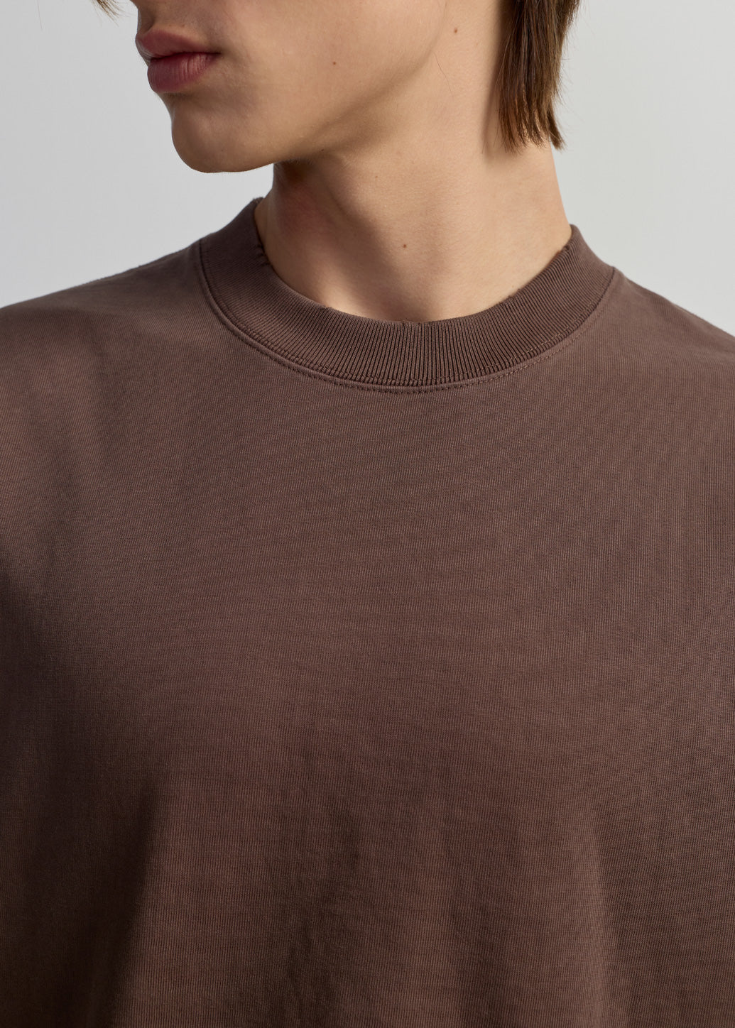 LEATHER LABEL RELAXED-FIT TEE