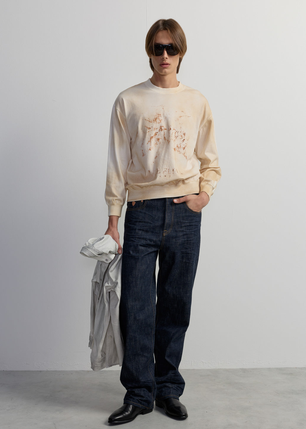 CAMELLIA FLOWER GRAPHIC TEE