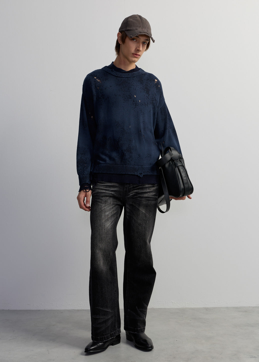 DESTROY KNITTED SWEATER