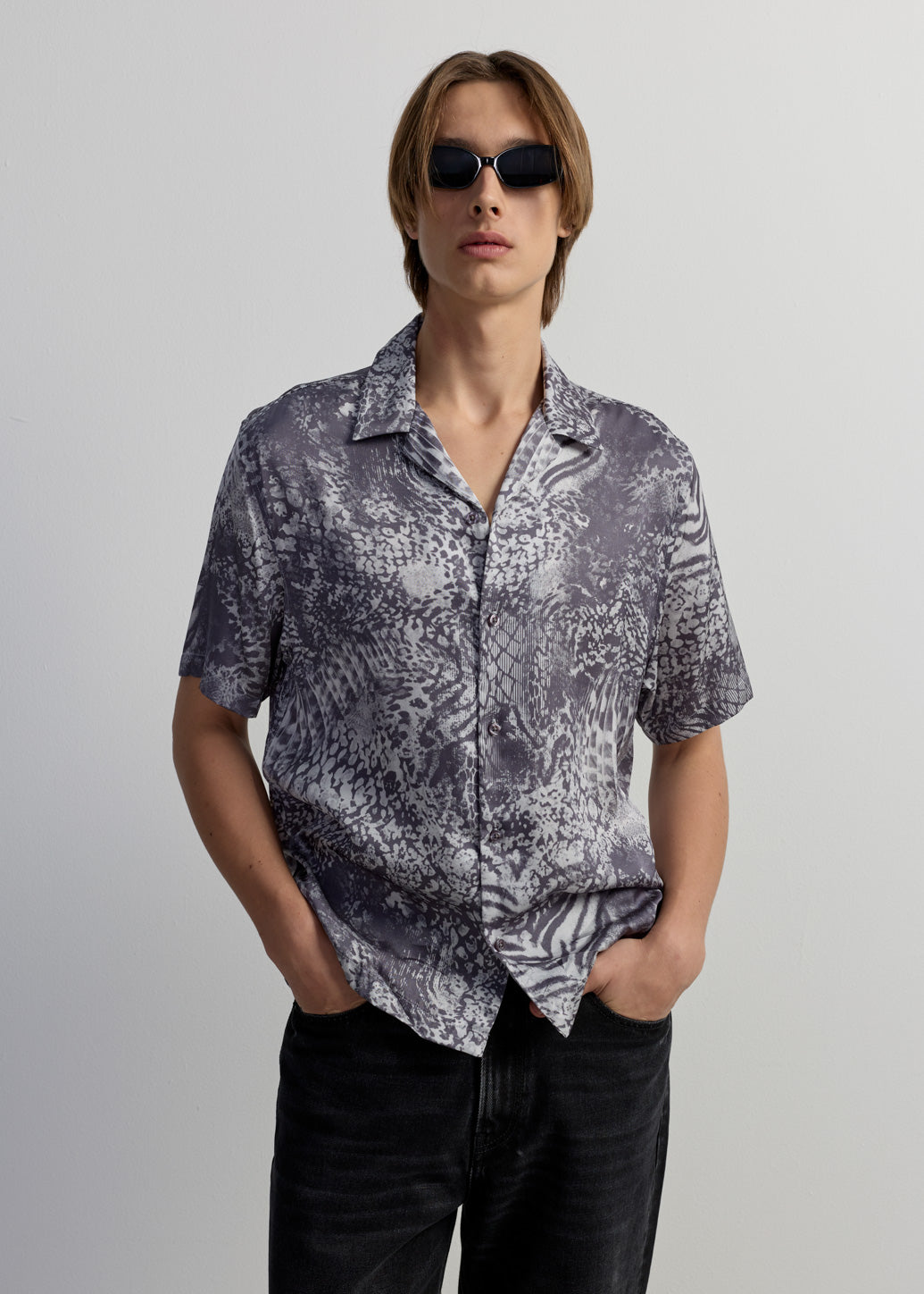 ANIMAL PRINTED CAMP SHIRT