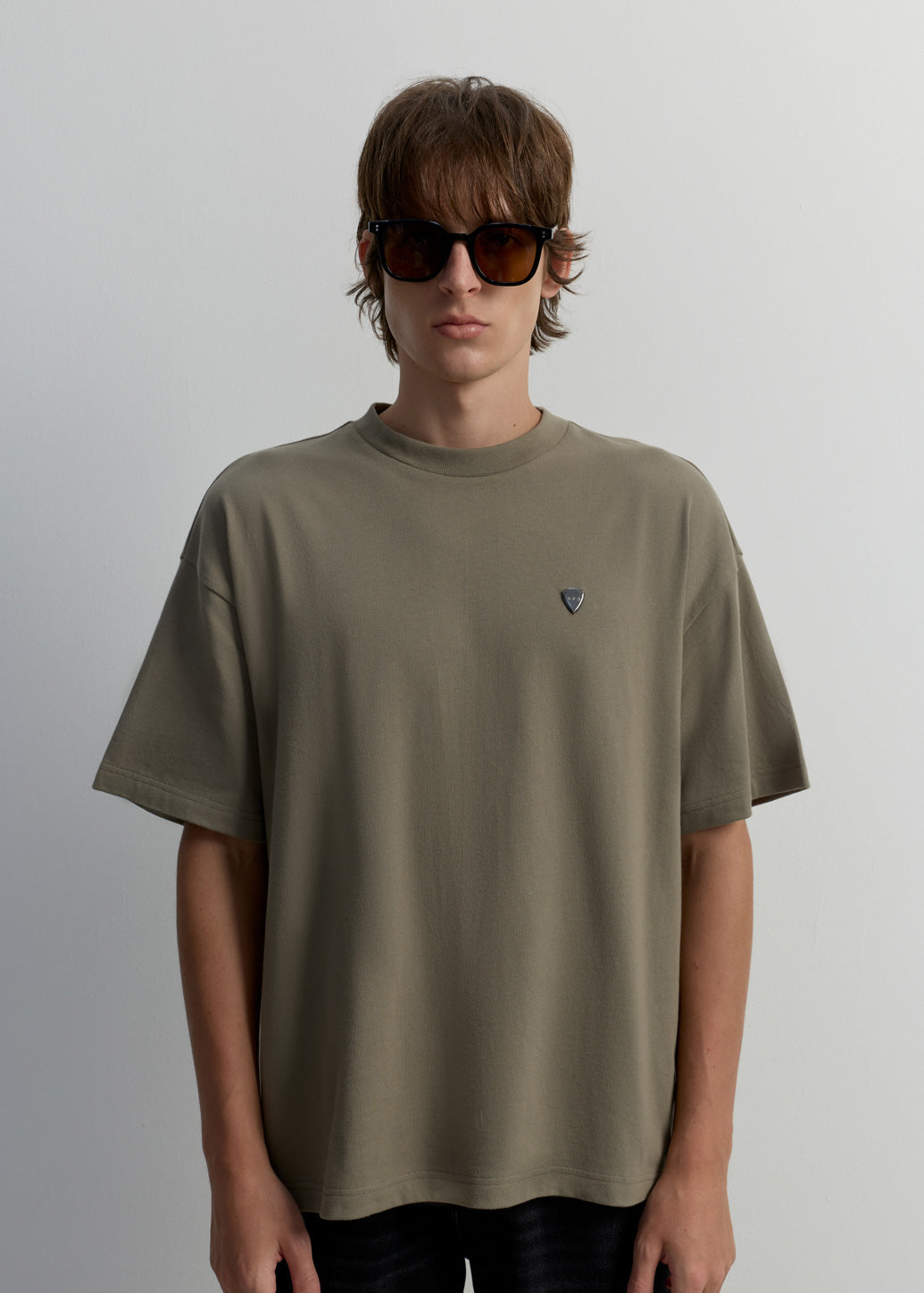 LOOSE FIT CREWNECK TEE