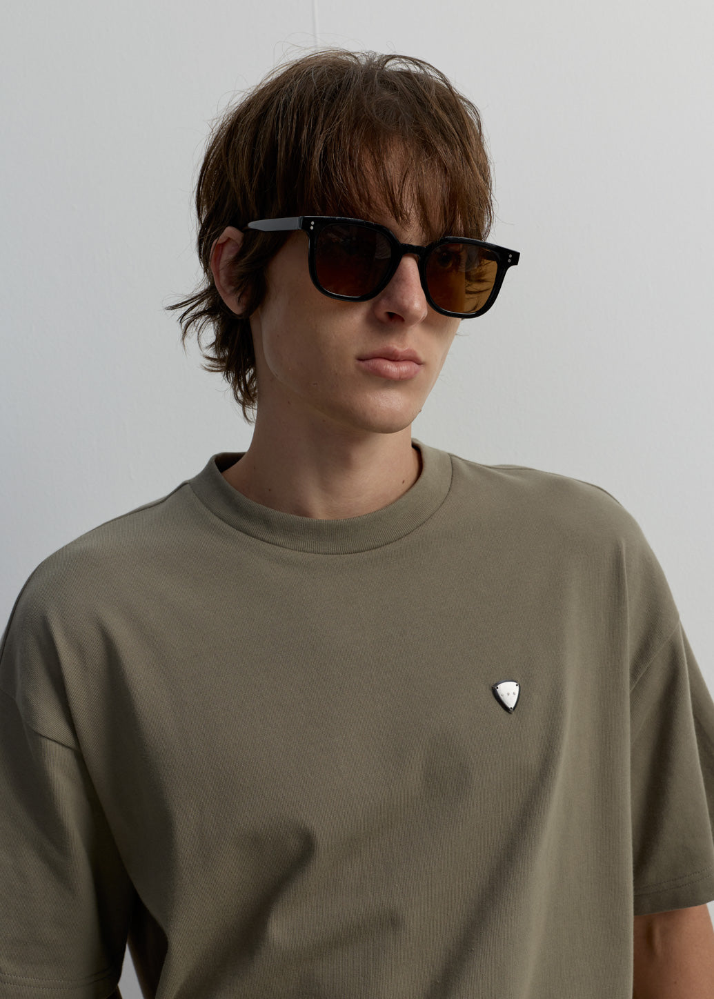 LOOSE FIT CREWNECK TEE