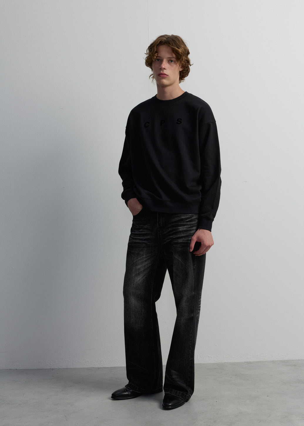 VELVET LOGO PULLOVER SWEATSHIRT