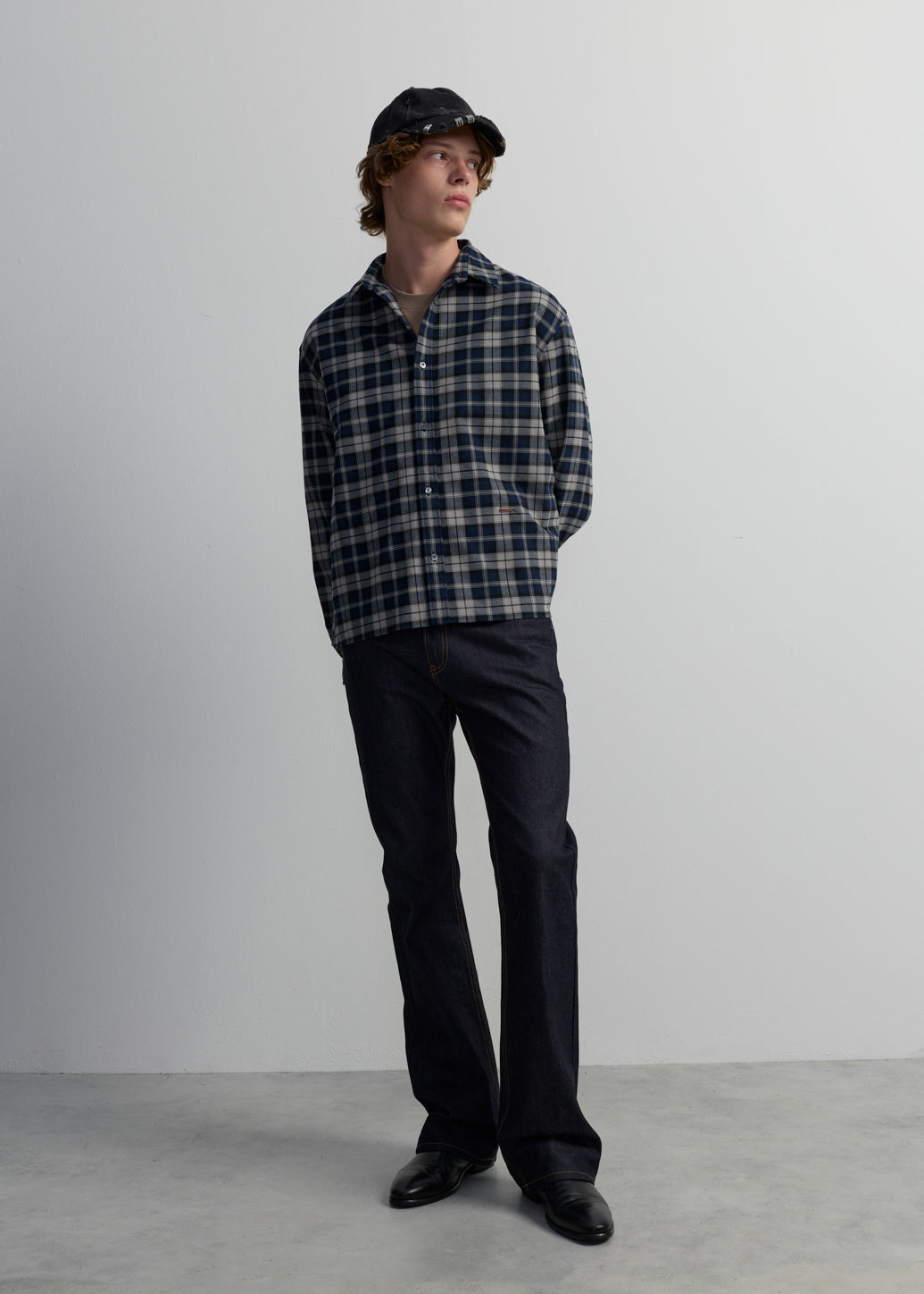 CHECKED CROPPED FLANNEL SHIRT