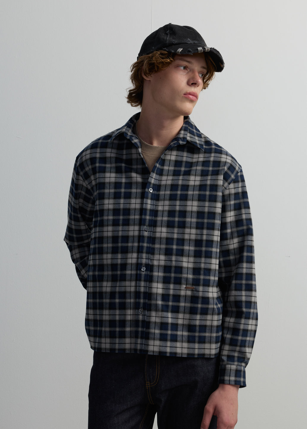 CHECKED CROPPED FLANNEL SHIRT
