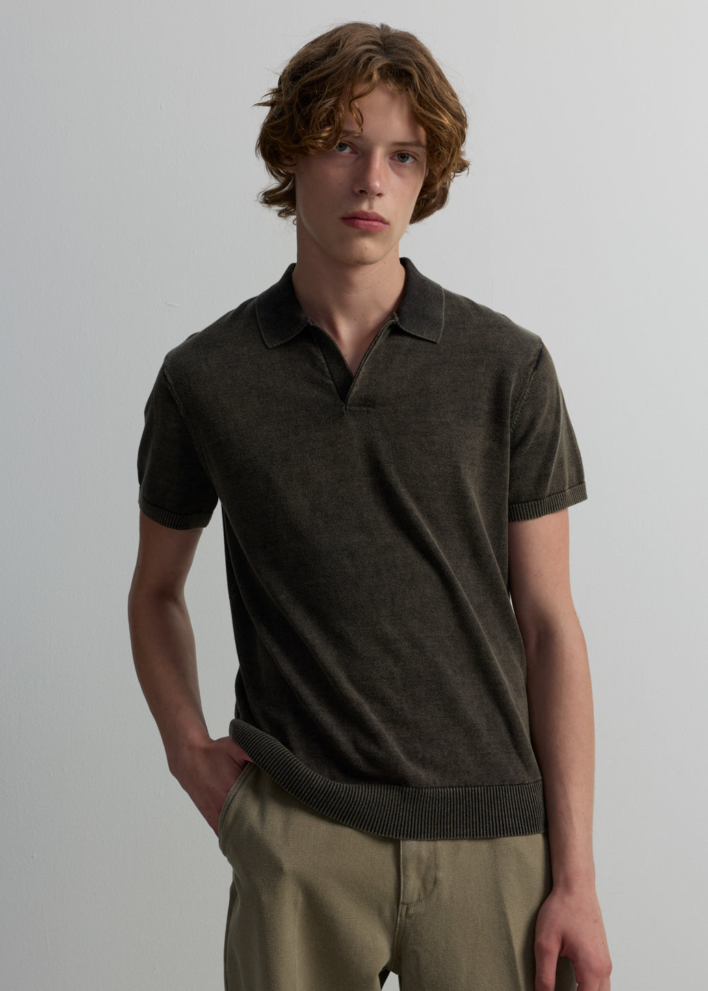 เสื้อโปโลนิตสีสนิม