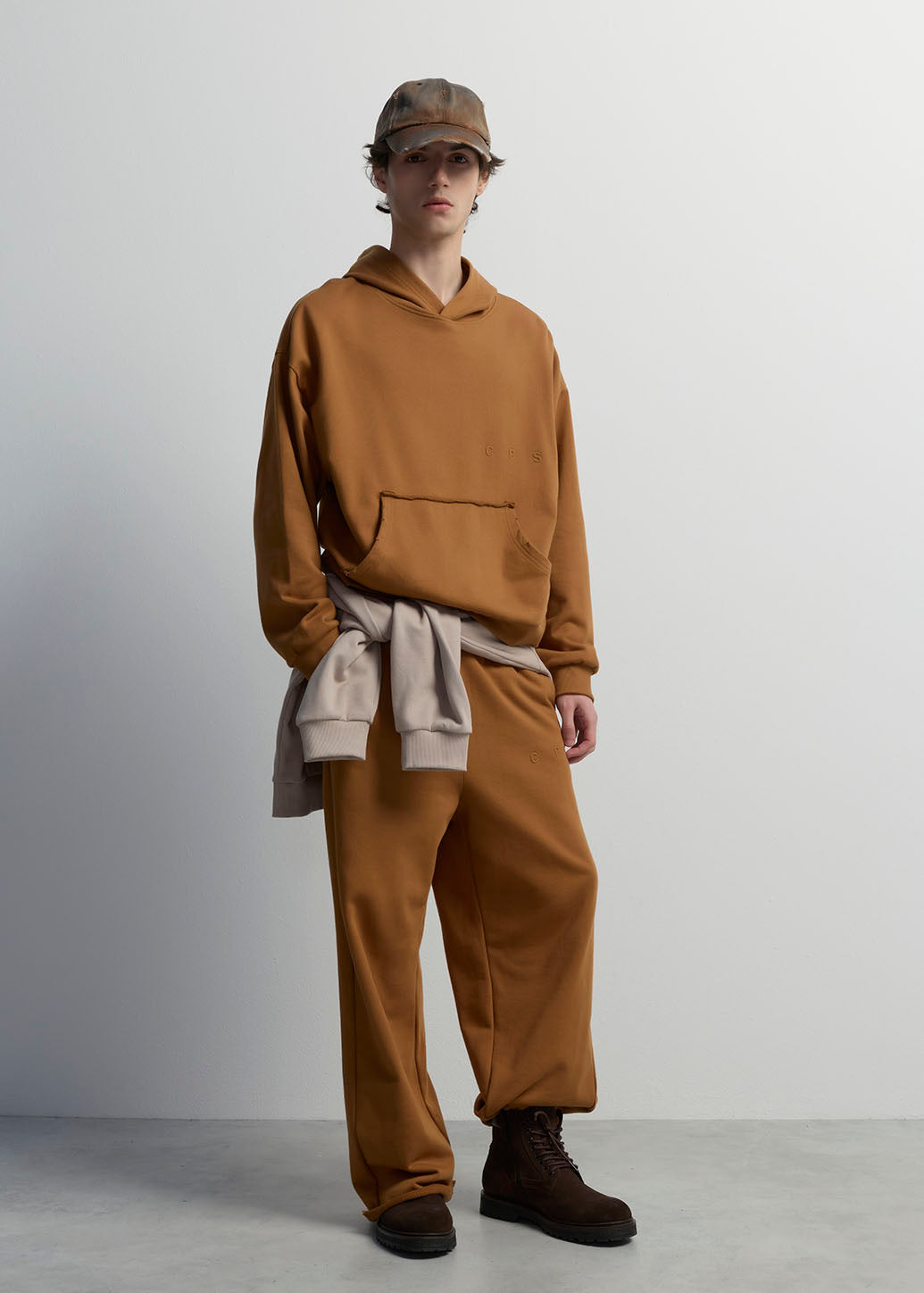 RAW EDGE DRAWSTRING SWEATPANTS