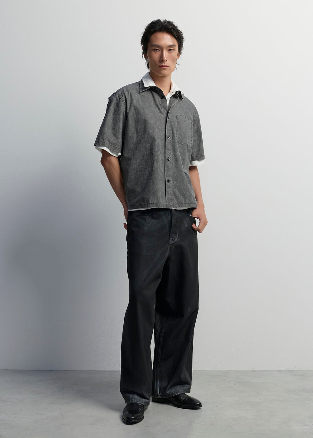 WASHED PATCH POCKET SHORT-SLEEVE SHIRT