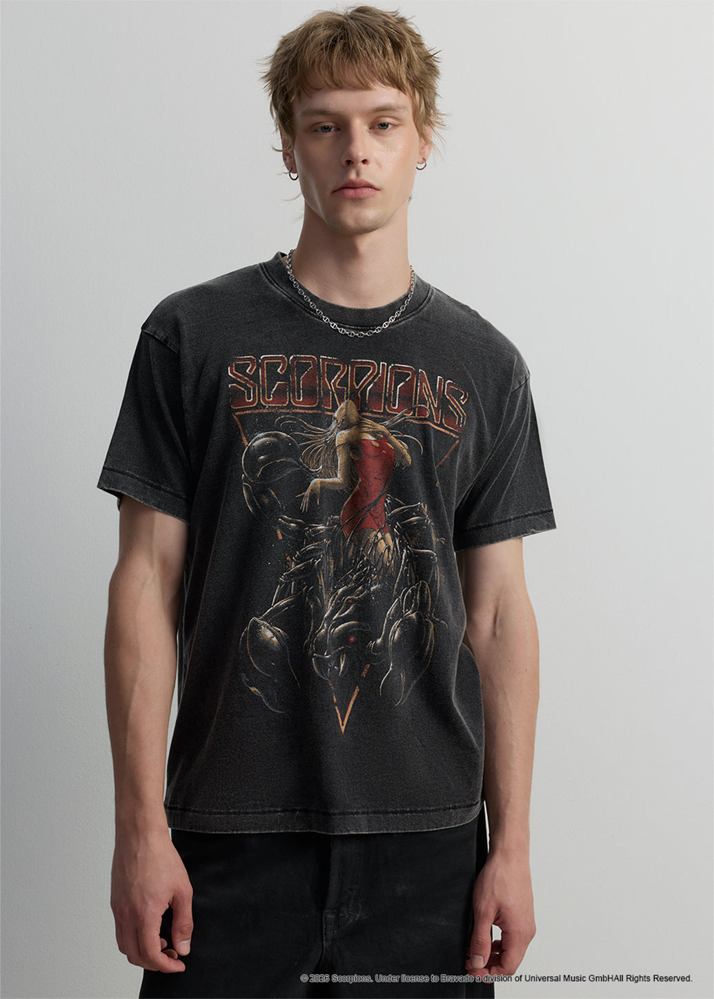 SCORPIONS ROCK YOU LIKE A HURRICANE GRAPHIC TEE