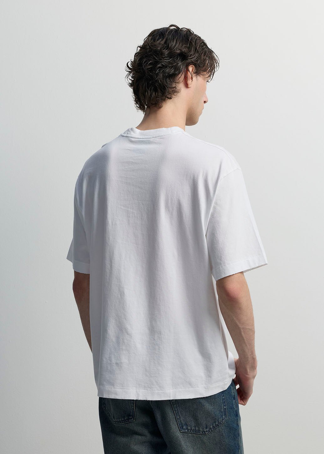 เสื้อยืดกราฟิก