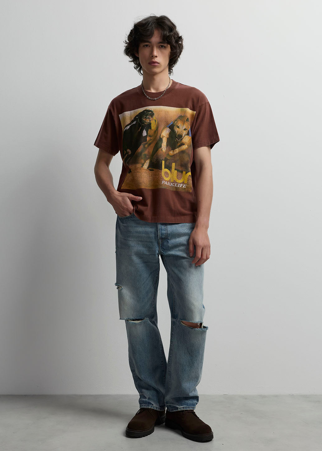 BLUR GRAPHIC BAND TEE