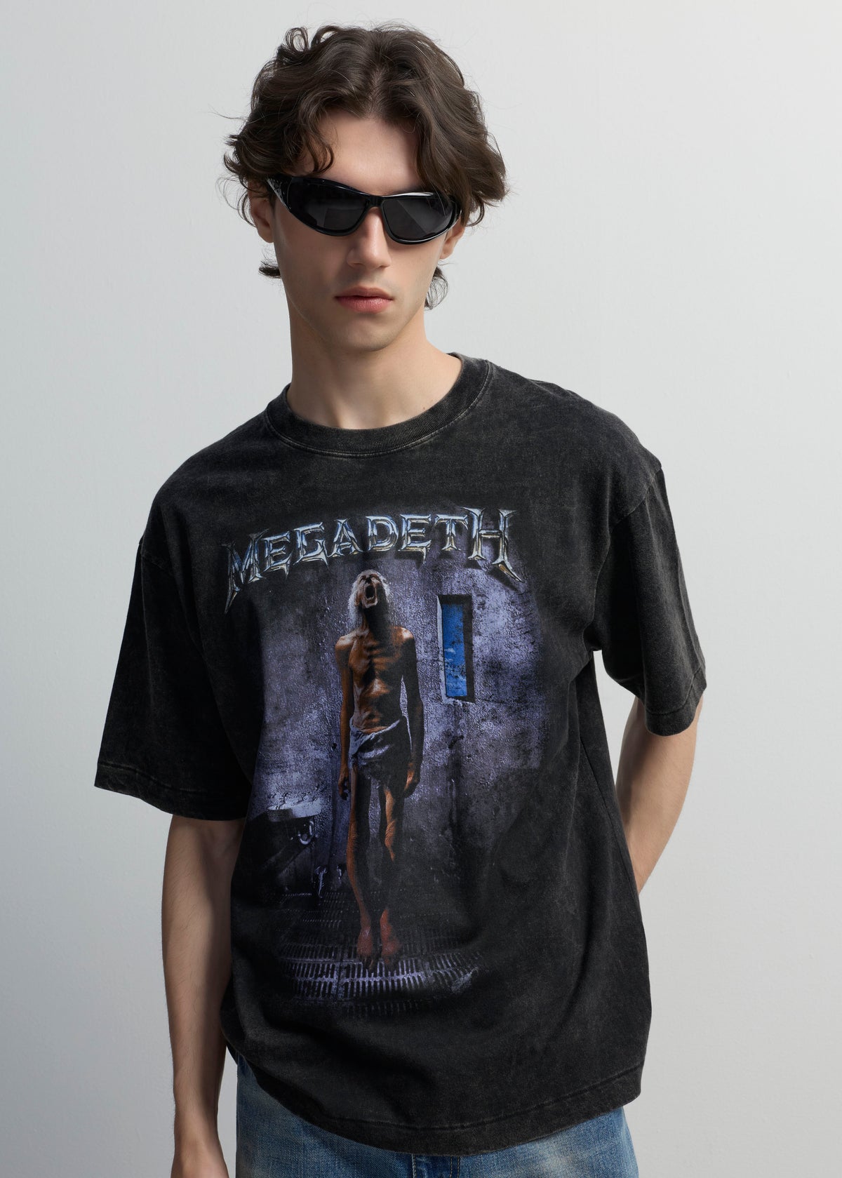 MEGADETH "COUNTDOWN TO EXTINCTION" GRAPHIC TEE