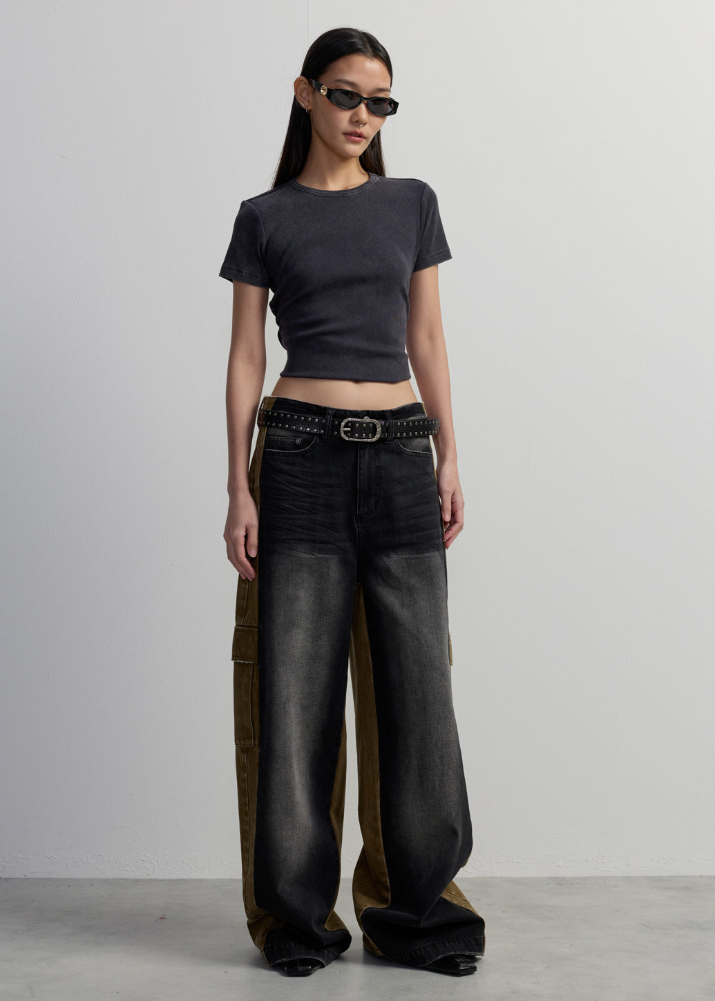 CAP-SLEEVE FITTED TEE