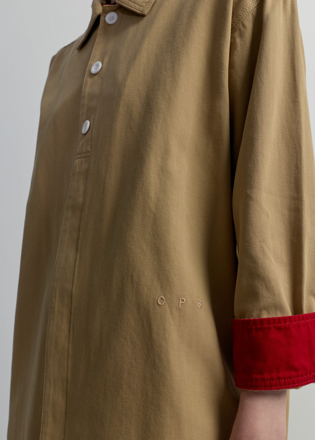 CONTRAST ROLLED-UP SLEEVE SHIRT