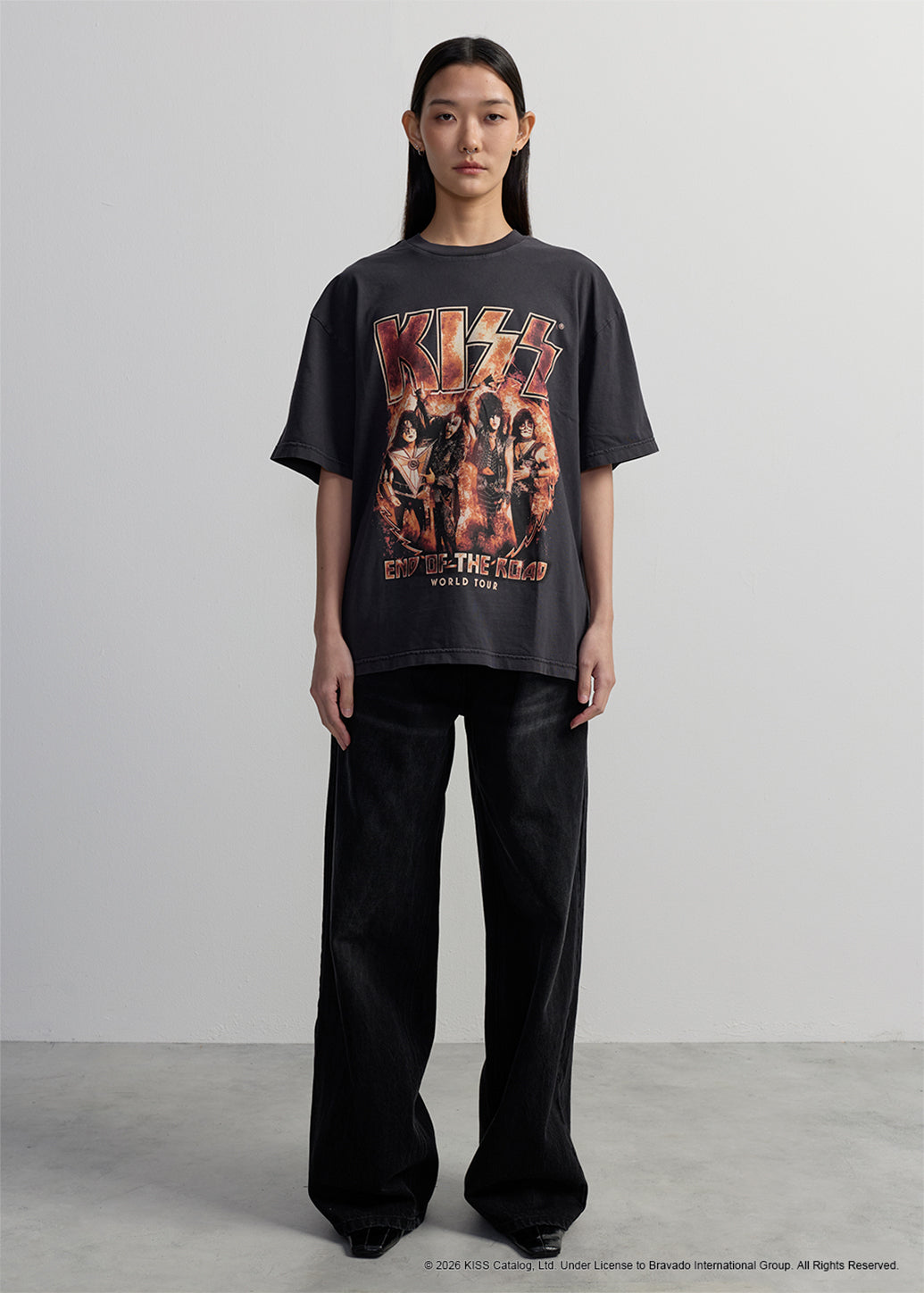 KISS END OF THE ROAD GRAPHIC TEE