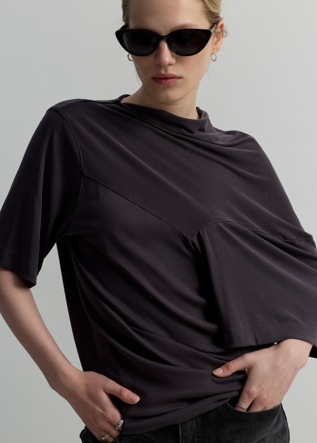 ASYMMETRIC HIGH NECK TOP