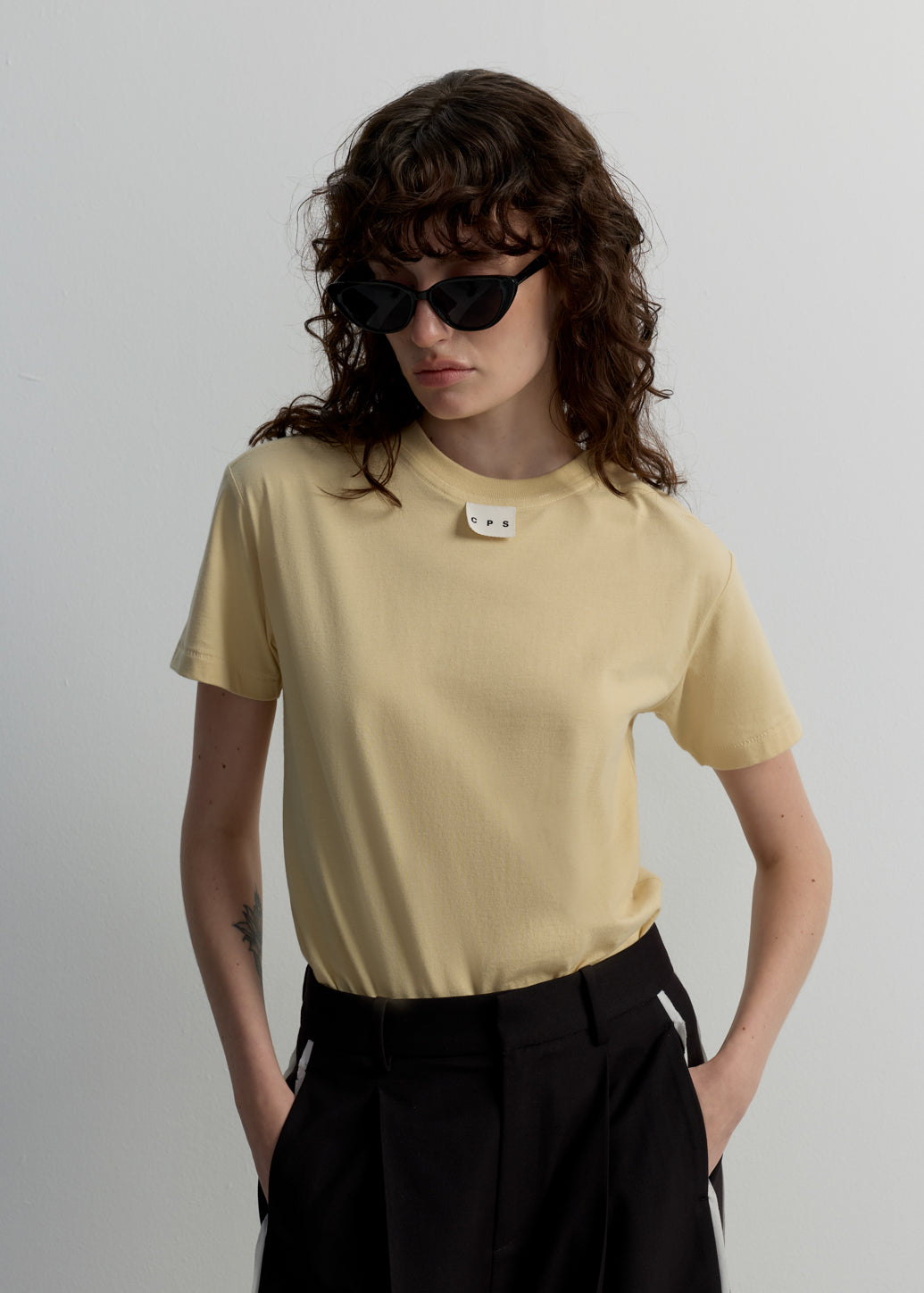 EXPOSED SEAM REGULAR-FIT TEE