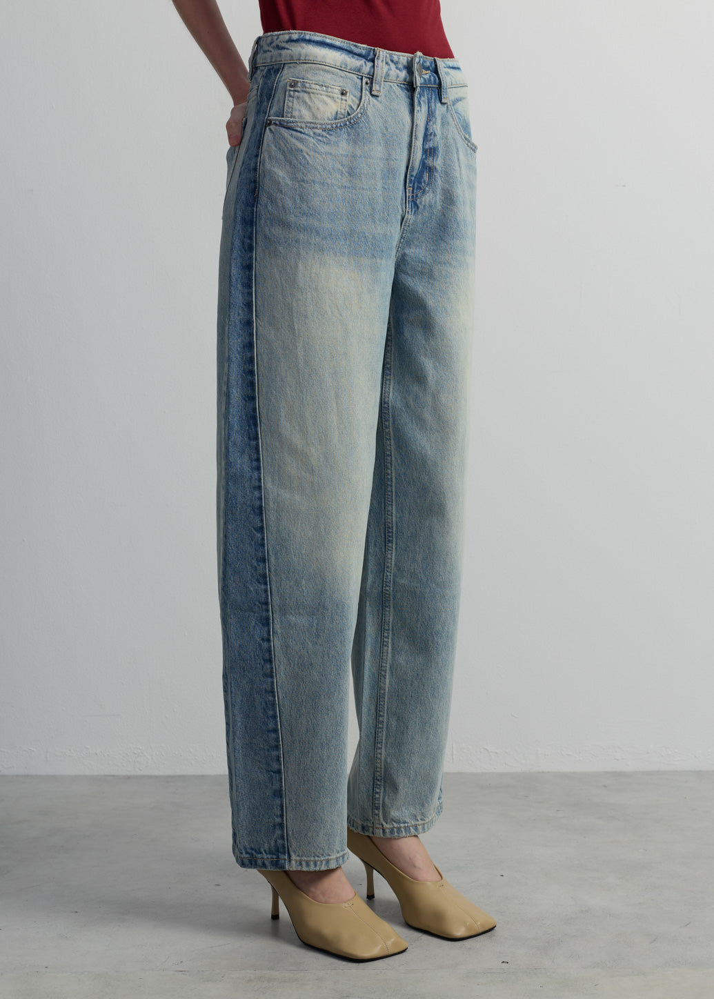 MID-RISE BARREL JEANS