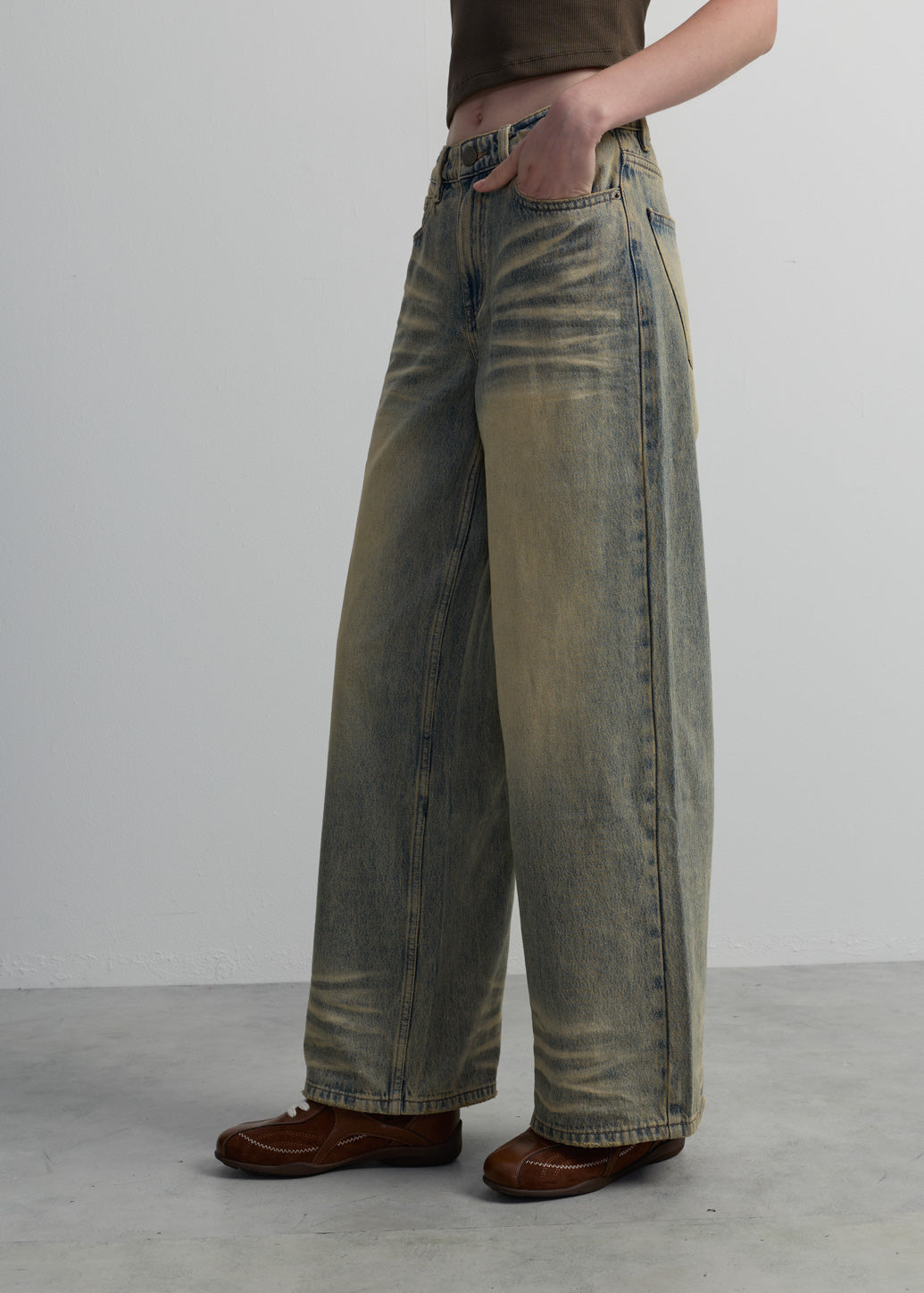 BAGGY DROP CROTCH JEANS