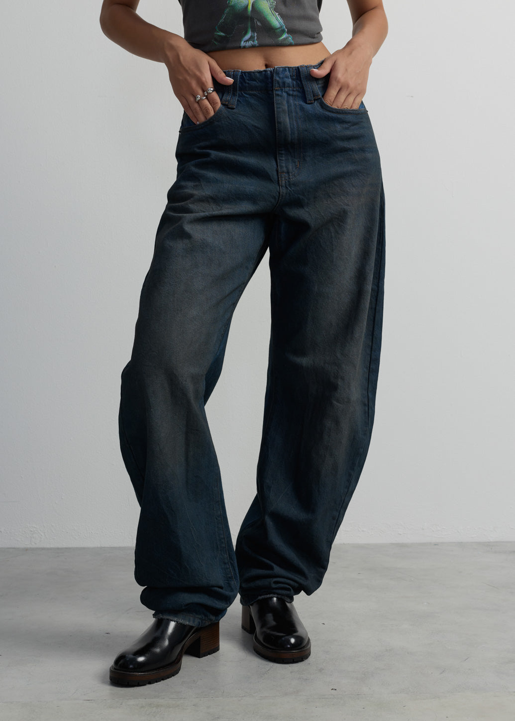 DRAPED SCULPTED VOLUME JEANS
