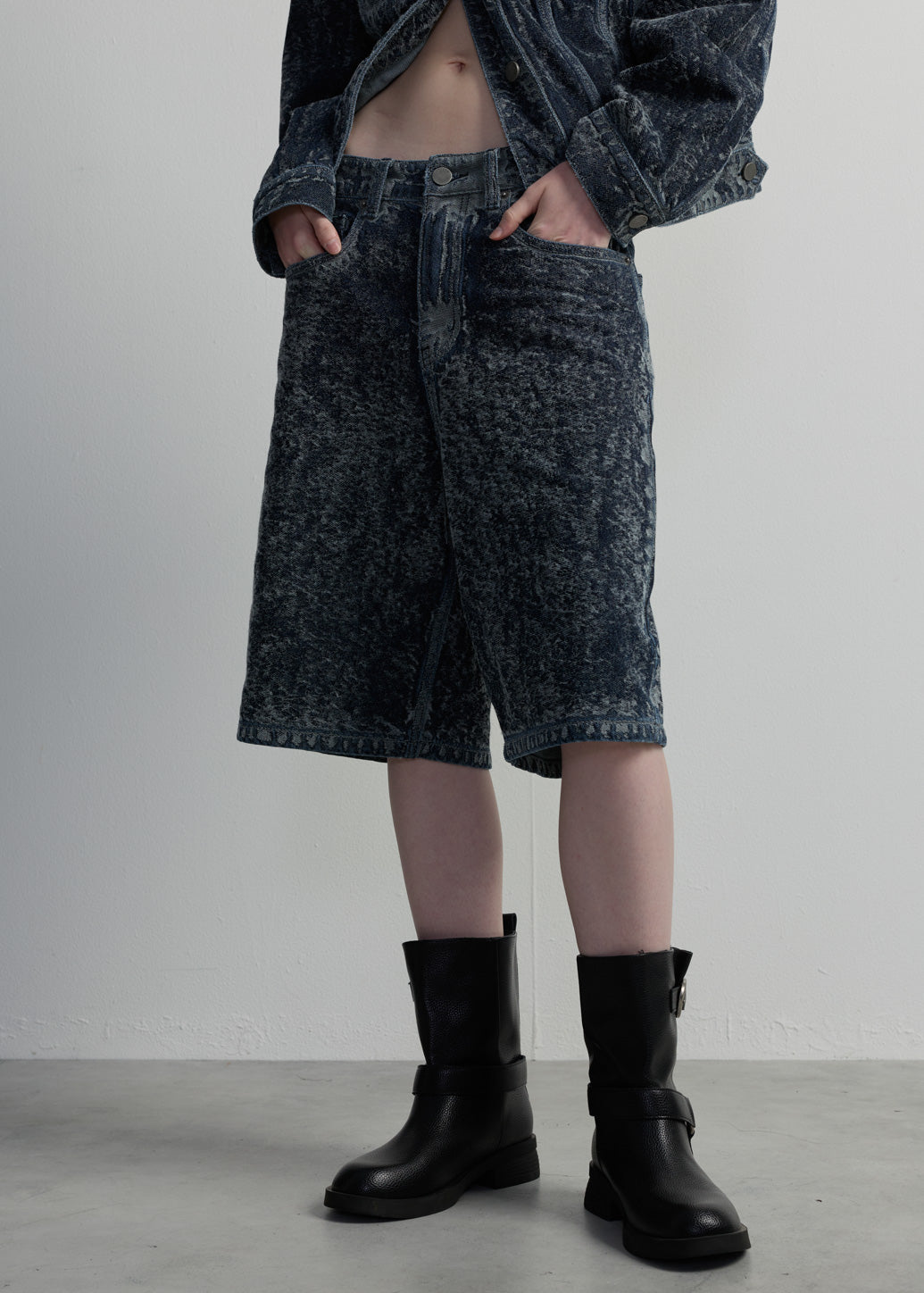BERMUDA INDIGO DENIM SHORTS
