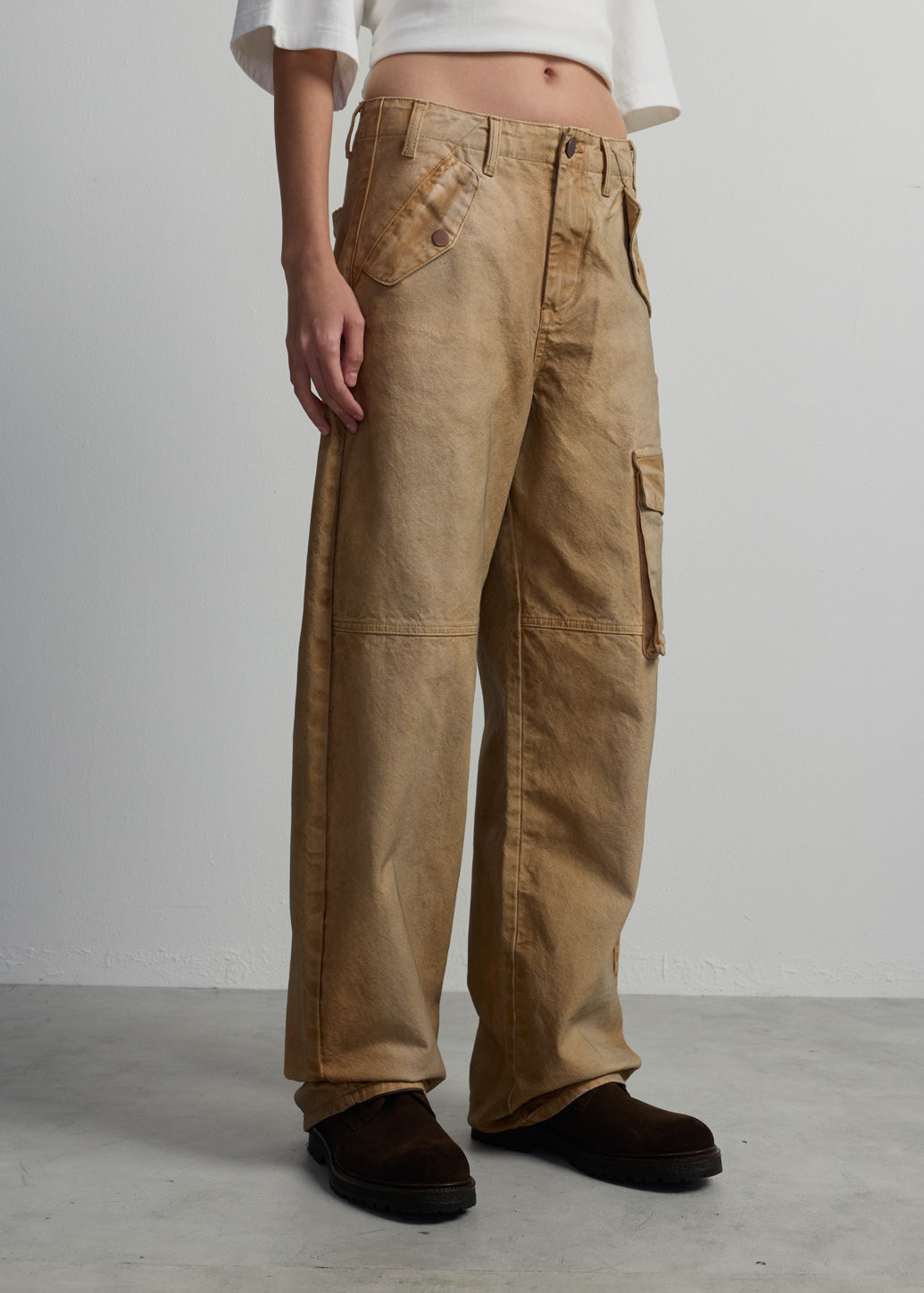 BROWN BALLOON JEANS
