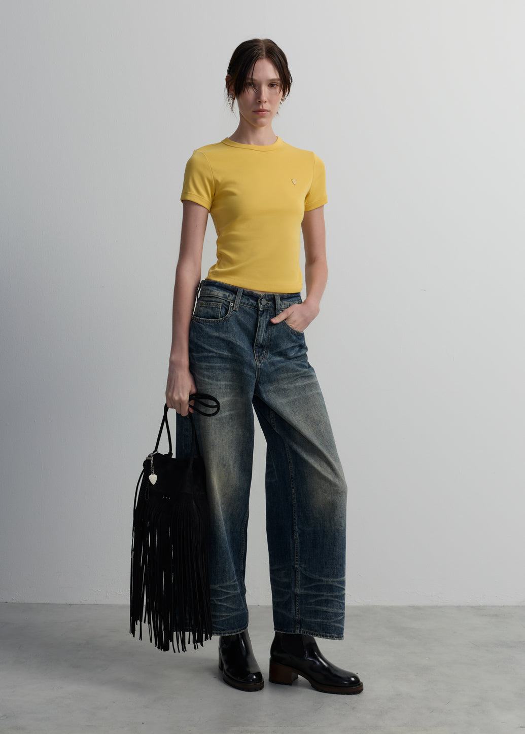 VERTICAL BACK-SEAM RIBBED TEE