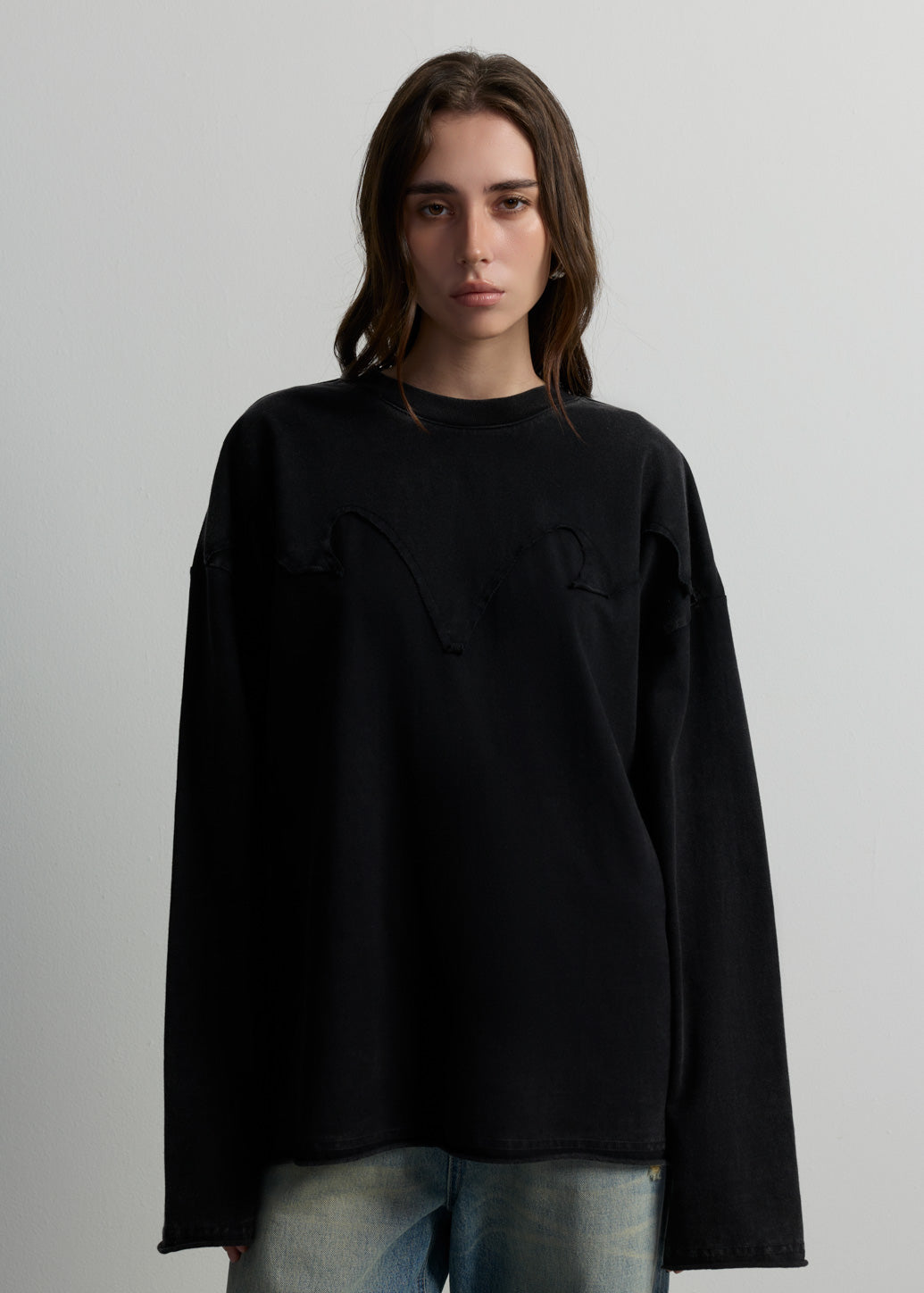 เสื้อยืดแขนยาวแต่ง Yoke