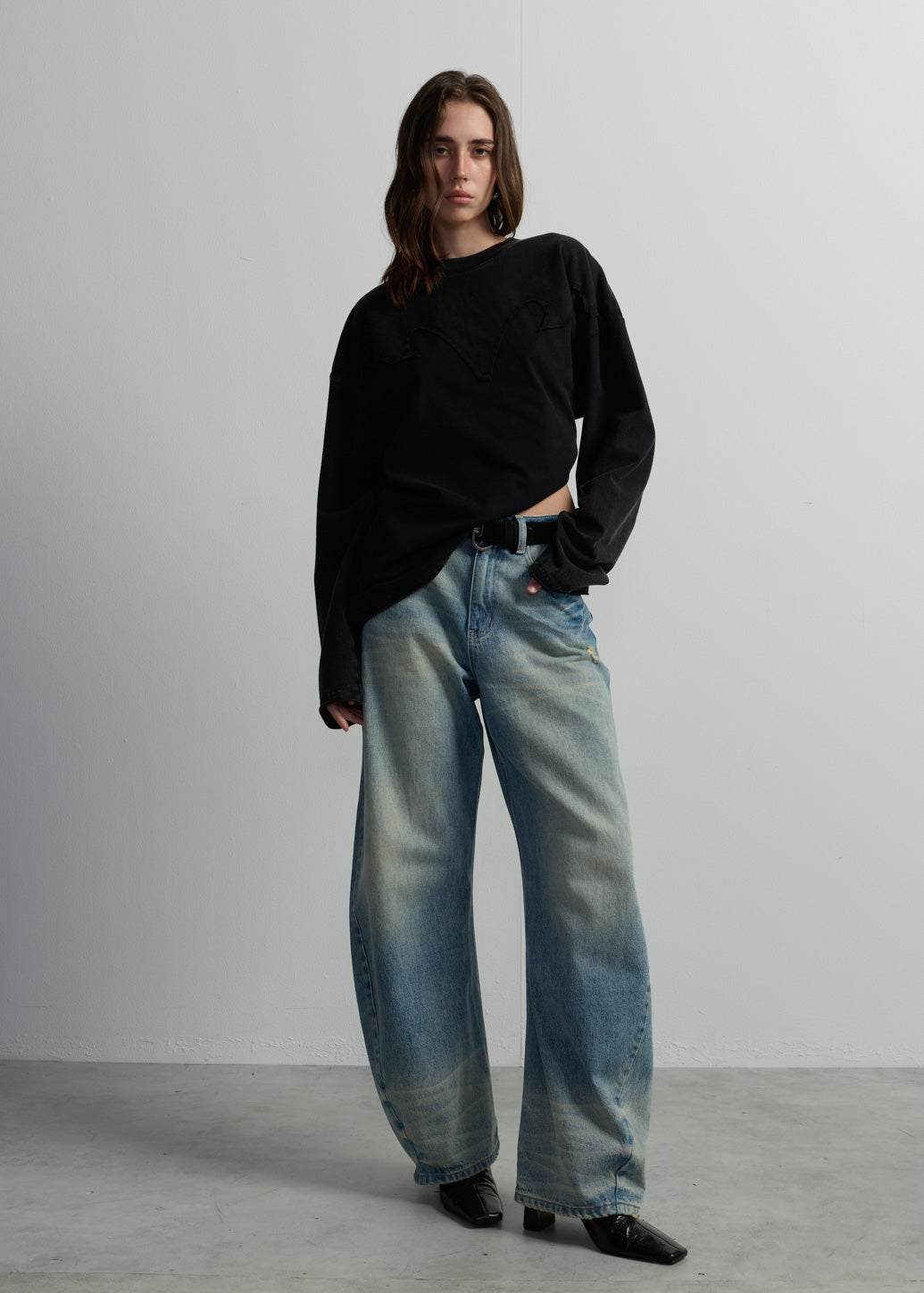 เสื้อยืดแขนยาวแต่ง Yoke