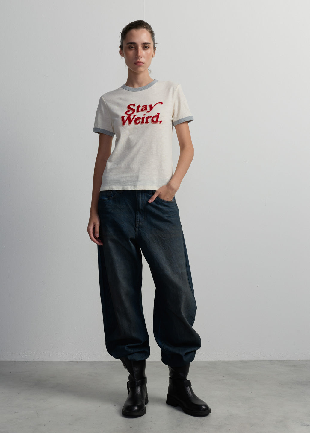 เสื้อยืดริงเกอร์พิมพ์ข้อความ