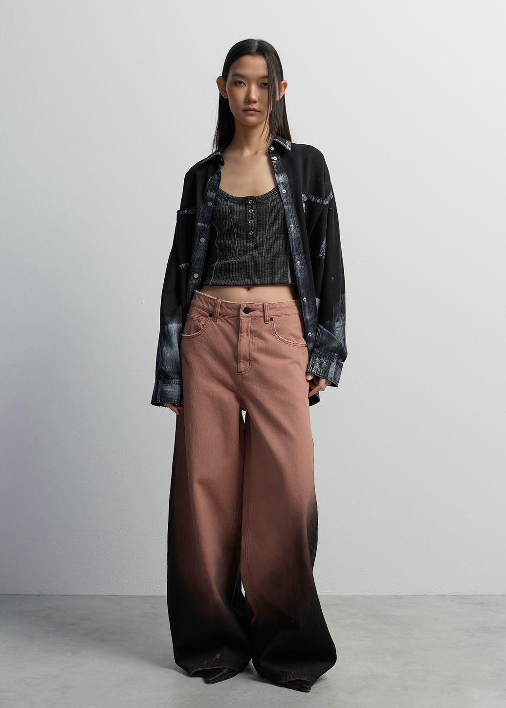 GRADIENT BARREL-LEG JEANS