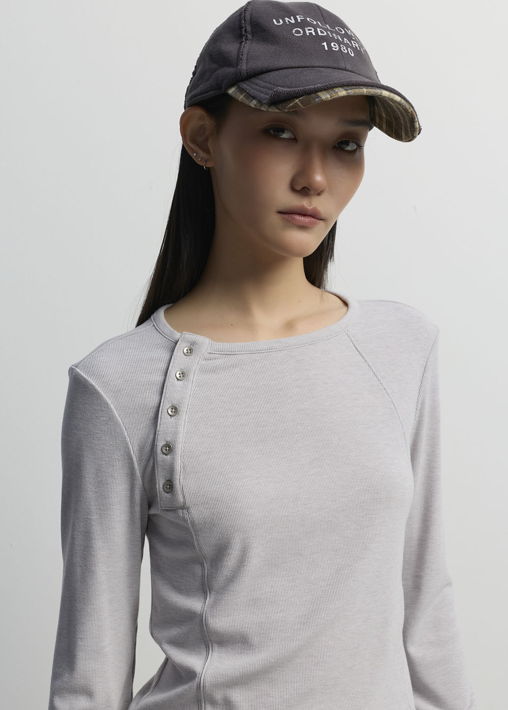ASYMMETRIC BUTTON LONG SLEEVE TEE