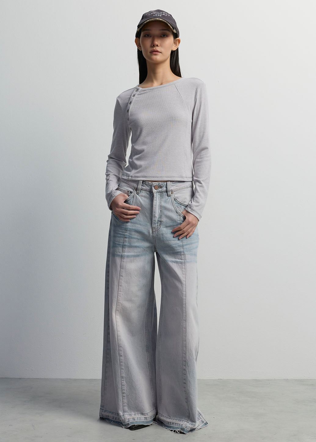 ASYMMETRIC BUTTON LONG SLEEVE TEE