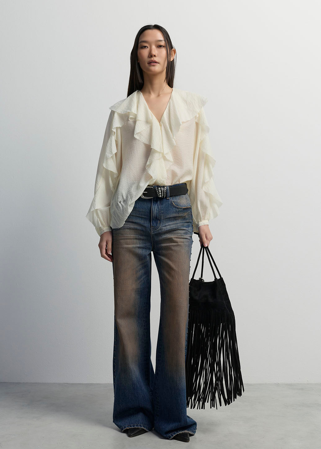 RUFFLED OVERSIZED LONG SLEEVE BLOUSE