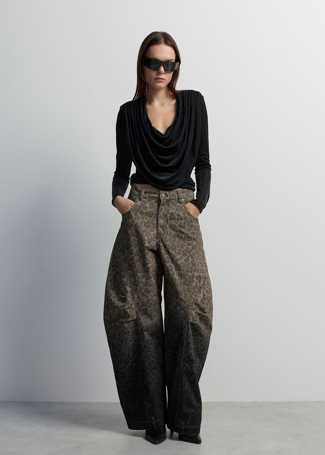 LEOPARD PRINT CROSSOVER WAISTED WIDE-LEG PANTS