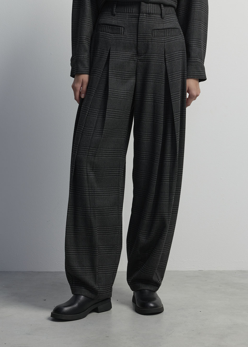 PLAID BALLOON TROUSERS