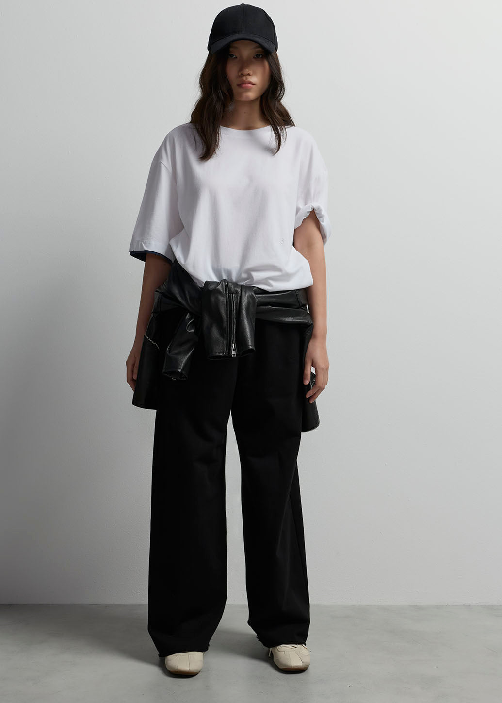 DOUBLE-LAYERED OVERSIZED TEE