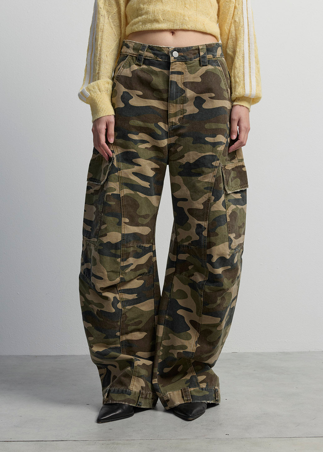 CAMO WIDE-LEG UTILITY CARGO PANTS