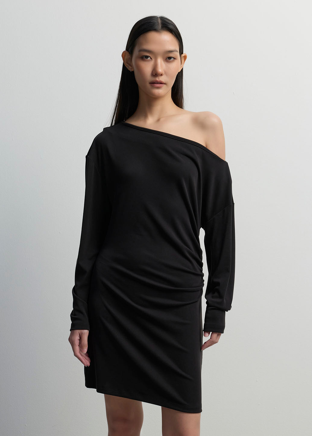 ASYMMETRIC OFF-SHOULDER MINI DRESS