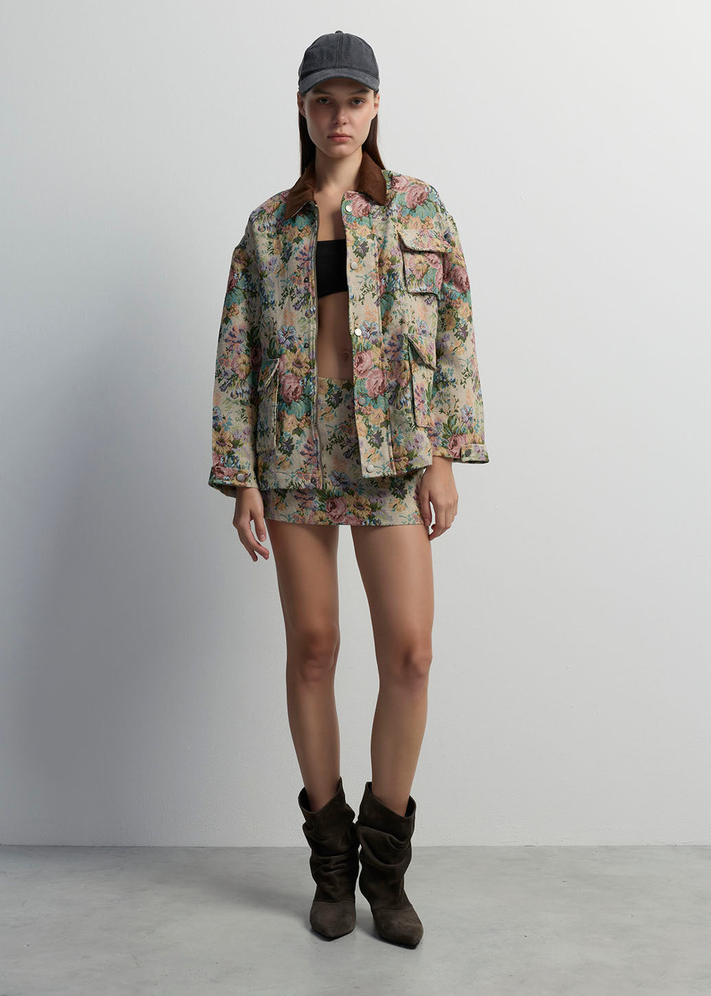 VINTAGE FLORAL PRINT MINI SKORT