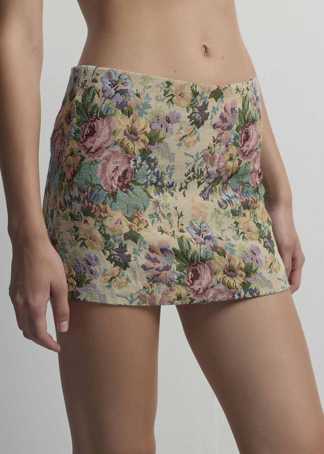 VINTAGE FLORAL PRINT MINI SKORT