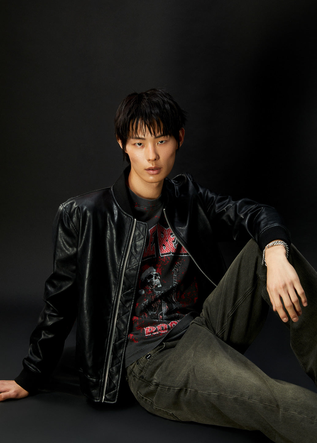 METAL BONE GRAPHIC TEE