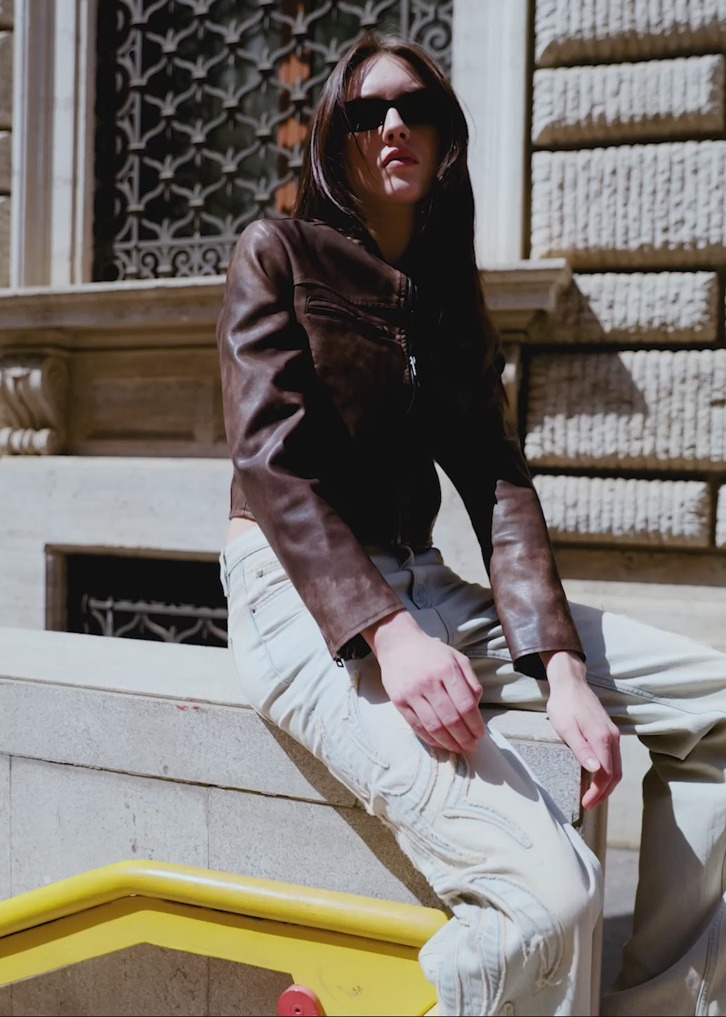 Load video: ZIPPER FITTED JACKET